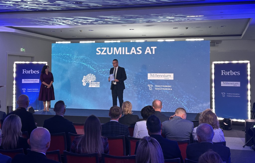 Szumilas AT